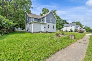 225 E Bergey St, Wadsworth, OH 44281
