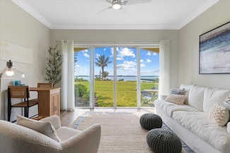 4 Harbour Isle Dr E Unit 104, Fort Pierce, FL 34949
