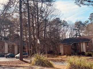 113 Windtree Ct, Greenwood, SC 29649