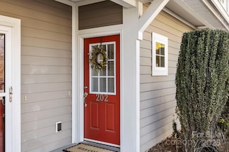 123 Foxden Dr Unit 202, Fletcher, NC 28732