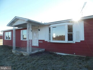 974 Davis Ln, Hustontown, PA 17229