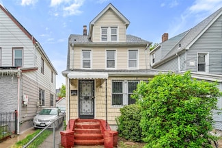21511 111th Rd, Queens Village, NY 11429