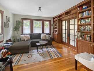 159 Forest Hills St Unit 2, Jamaica Plain, MA 02130