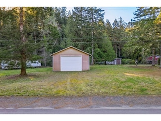 12235 Wildwood Dr, North Bend, OR 97459
