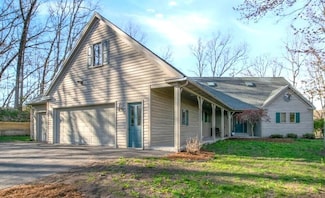 4245 Knapp St NE, Grand Rapids, MI 49525