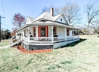 105 Epworth St, Chester, SC 29706