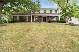 12616 Pawnee Ln, Leawood, KS 66209