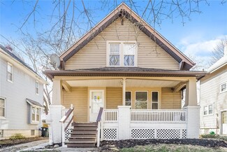 1042 Neptune Ave, Akron, OH 44301