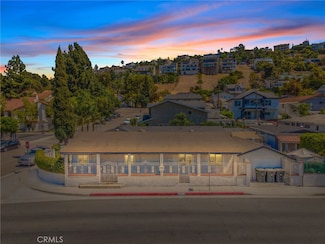 411 S Hewes St, Orange, CA 92869