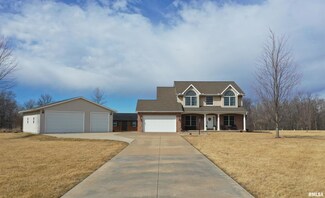 807 Swedenberg Rd, Knoxville, IL 61448