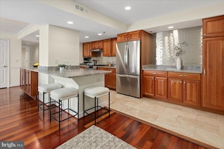 1276 N Wayne St Unit 711, Arlington, VA 22201