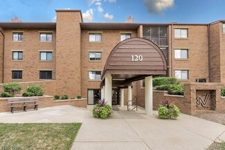 120 Fox Hollow Dr Unit 306C, Cleveland, OH 44124