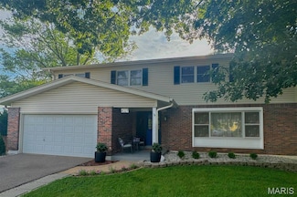 4327 Wickerfield Dr, Saint Louis, MO 63128