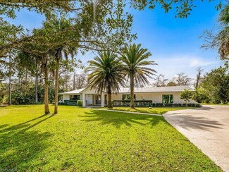 2550 16th Ave NE, Naples, FL 34120