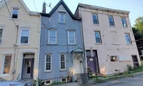 197 Chambers St, Newburgh, NY 12550