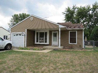 334 Danbury Dr, Naperville, IL 60565