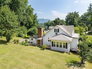 34 Lockhart Rd, Tryon, NC 28782
