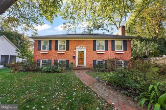1935 Foxhall Rd, McLean, VA 22101