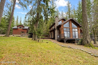 23 W Bay Wood Ln, Hope, ID 83836