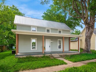 113 Pike St, Williamsport, OH 43164