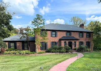33 Dunleith Dr, Saint Louis, MO 63124