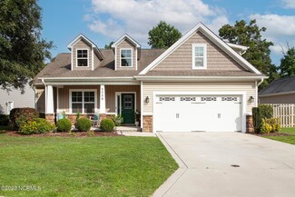 8258 Porters Crossing Way, Wilmington, NC 28411