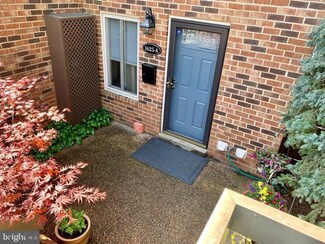 1625 S Hayes St Unit 1, Arlington, VA 22202