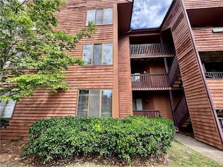 3062 Cape Henry Ct, Virginia Beach, VA 23451