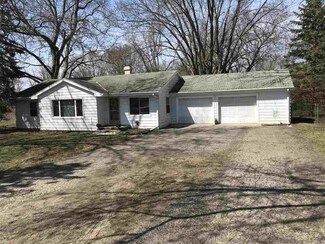 3423 Otis St, Rockford, IL 61102