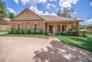 1703 Azalea St, Gilmer, TX 75644