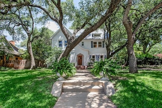 6224 Curzon Ave, Fort Worth, TX 76116