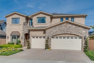 11882 Pine St, Los Alamitos, CA 90720