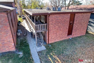 4917 Walker Ave, Lincoln, NE 68504