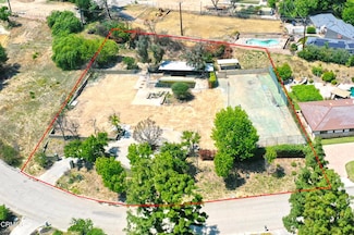 1561 Gaywood Dr, Altadena, CA 91001
