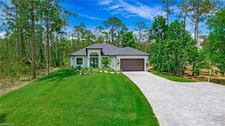 3323 6th Ave NE, Naples, FL 34120