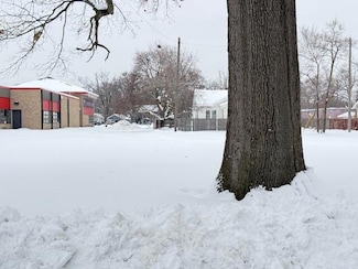 1062 Kampenga Ave, Muskegon, MI 49442