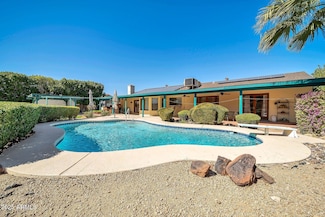 2919 W Kerry Ln, Phoenix, AZ 85027