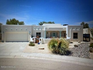 2805 Chante Ct, Las Cruces, NM 88011