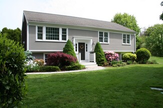 18 Barley Neck Rd, Orleans, MA 02653