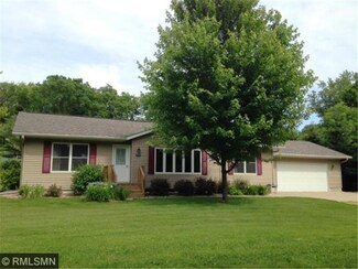 30361 Oak Ln, Cannon Falls, MN 55009