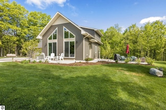 2013 E Kasson Rd, Cedar, MI 49621