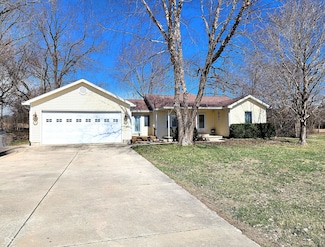 310 E Main St, Monrovia, IN 46157