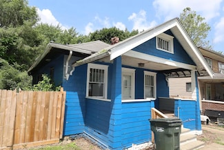 901 Lawndale Ave, South Bend, IN 46628