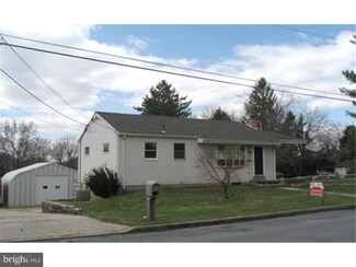 4704 Deborah Dr, Reading, PA 19606