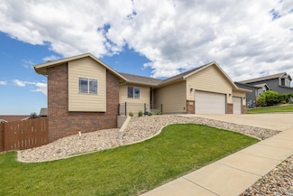 2934 Motherlode Dr, Rapid City, SD 57702