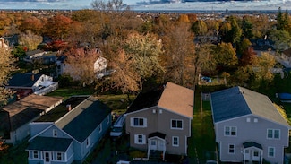 29 Rita Ave, Bridgeport, CT 06606