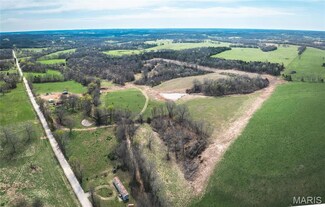 29660 King Rd, Stoutland, MO 65567