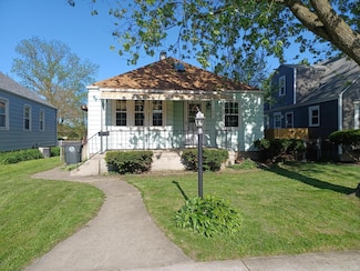 109 S California St, Hobart, IN 46342