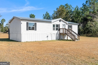 757 Manhole Rd, Bainbridge, GA 39817