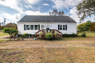 24168 Catherine St, Parksley, VA 23421